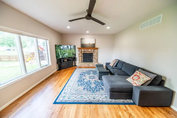706 9th Ave NW, Byron, MN 55920