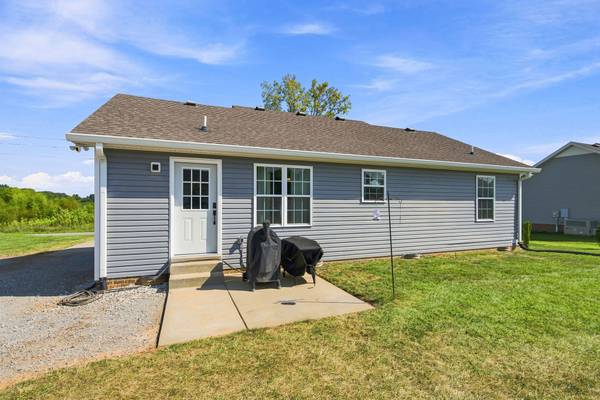 212 Shaub Rd, Portland, TN 37148