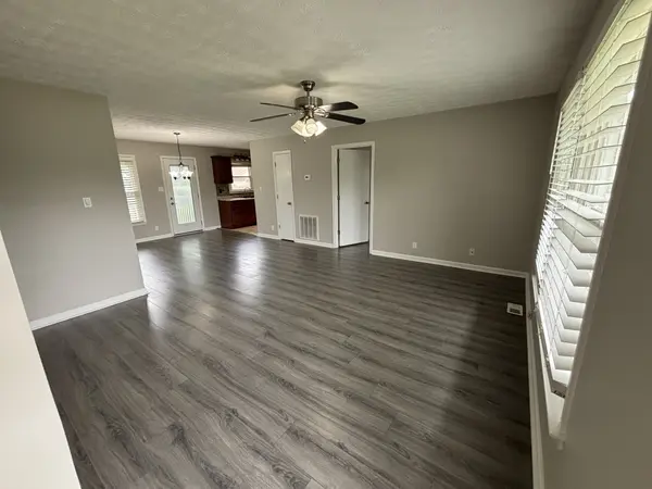 1055 Tolliver Way, Clarksville, TN 37040