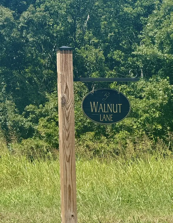 1 Walnut Lane, Nunnelly, TN 37137