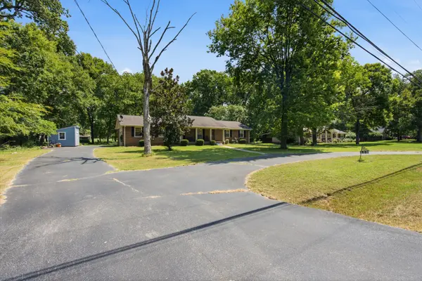 809 Dakota Dr, Lebanon, TN 37087