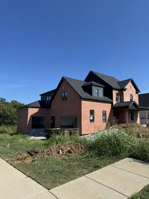 1215 Ben Forkum Drive, Lebanon, TN 37087
