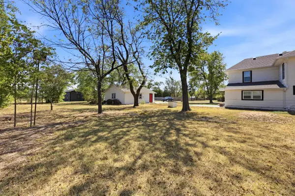 402 E Market, Burrton, KS 67020