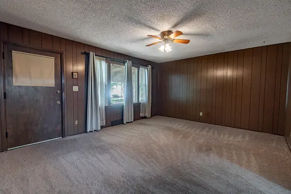 1520 S Roanoke AVE, Springfield, MO 65807