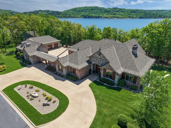203 Secret LN, Branson West, MO 65737