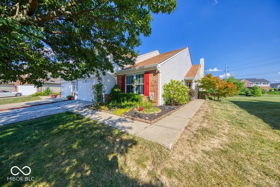 2981 Beckenham WAY, Greenwood, IN 46143