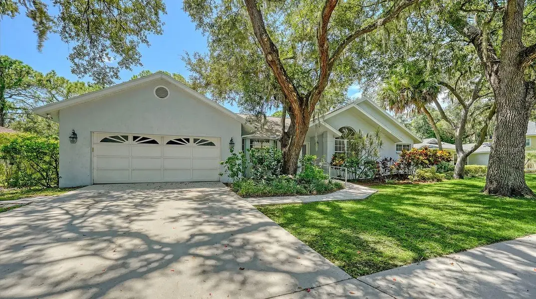 4481 OAK VIEW DR, Sarasota, FL 34232