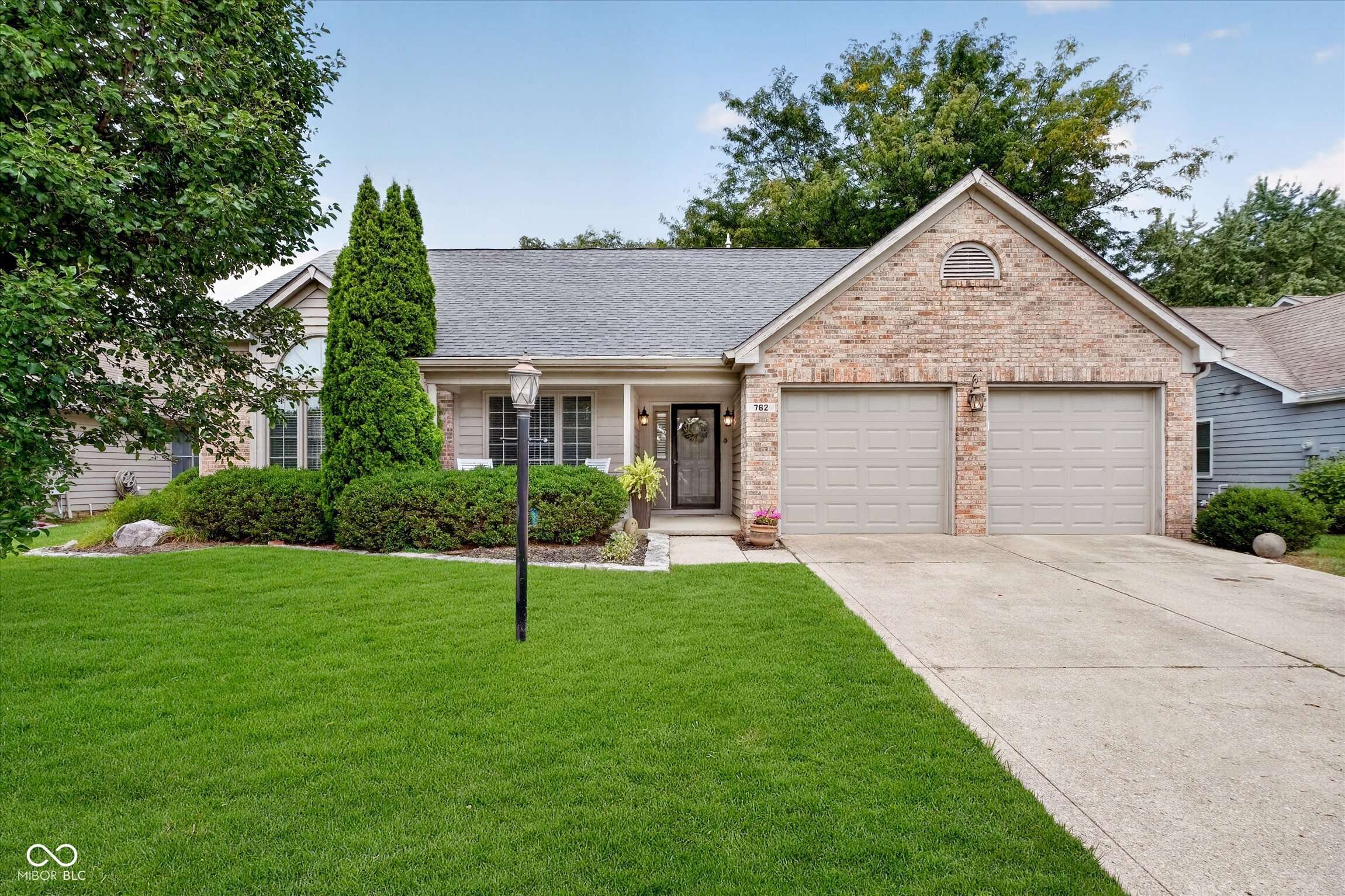 762 Woodview North DR, Carmel, IN 46032