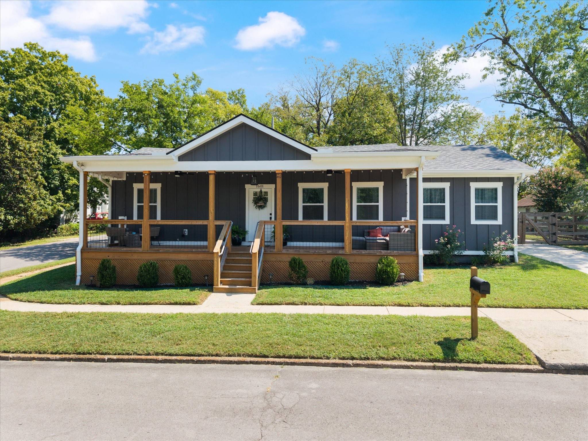 1601 Overton St, Old Hickory, TN 37138