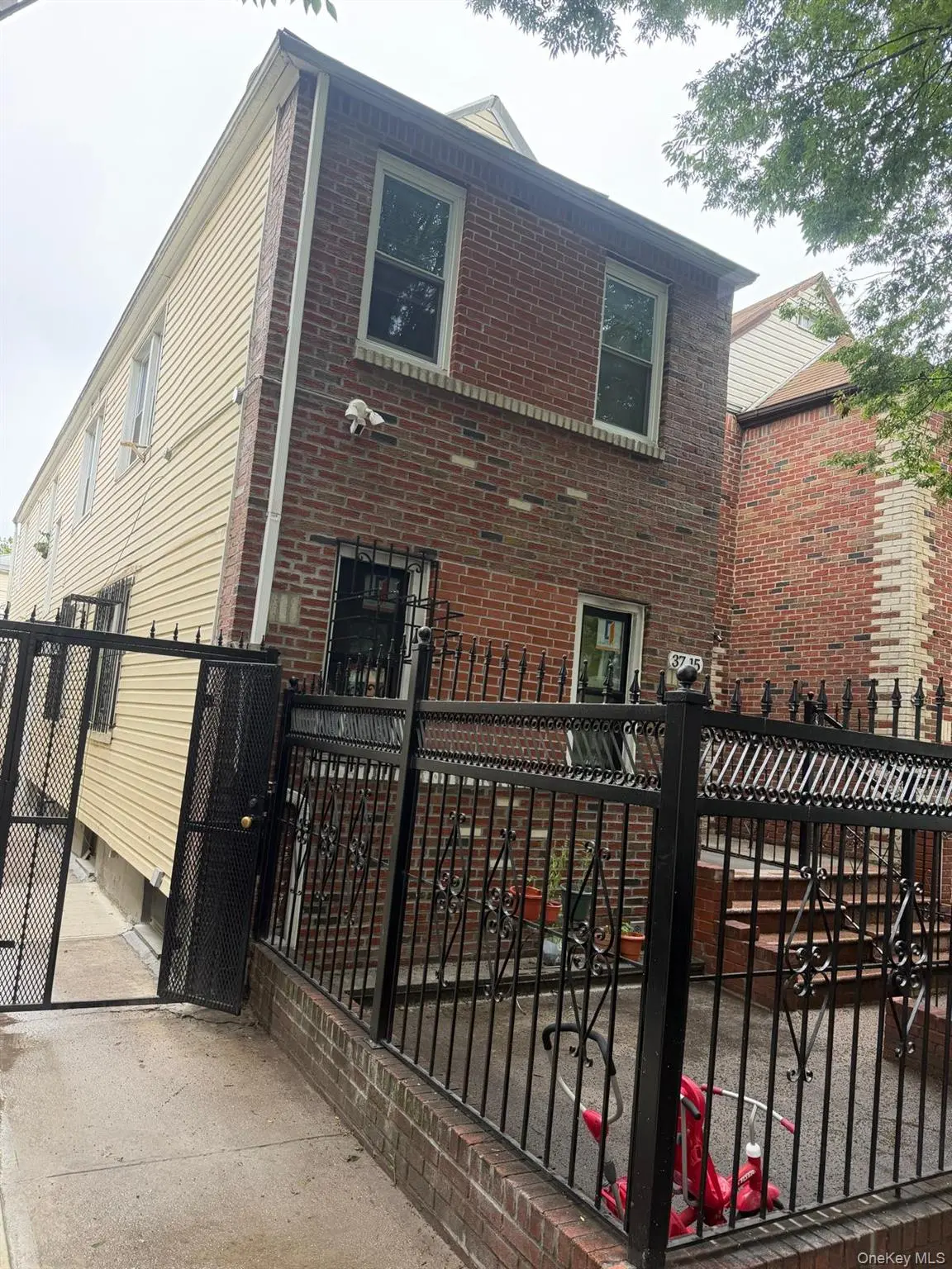 3715 94th ST, Jackson Heights, NY 11372