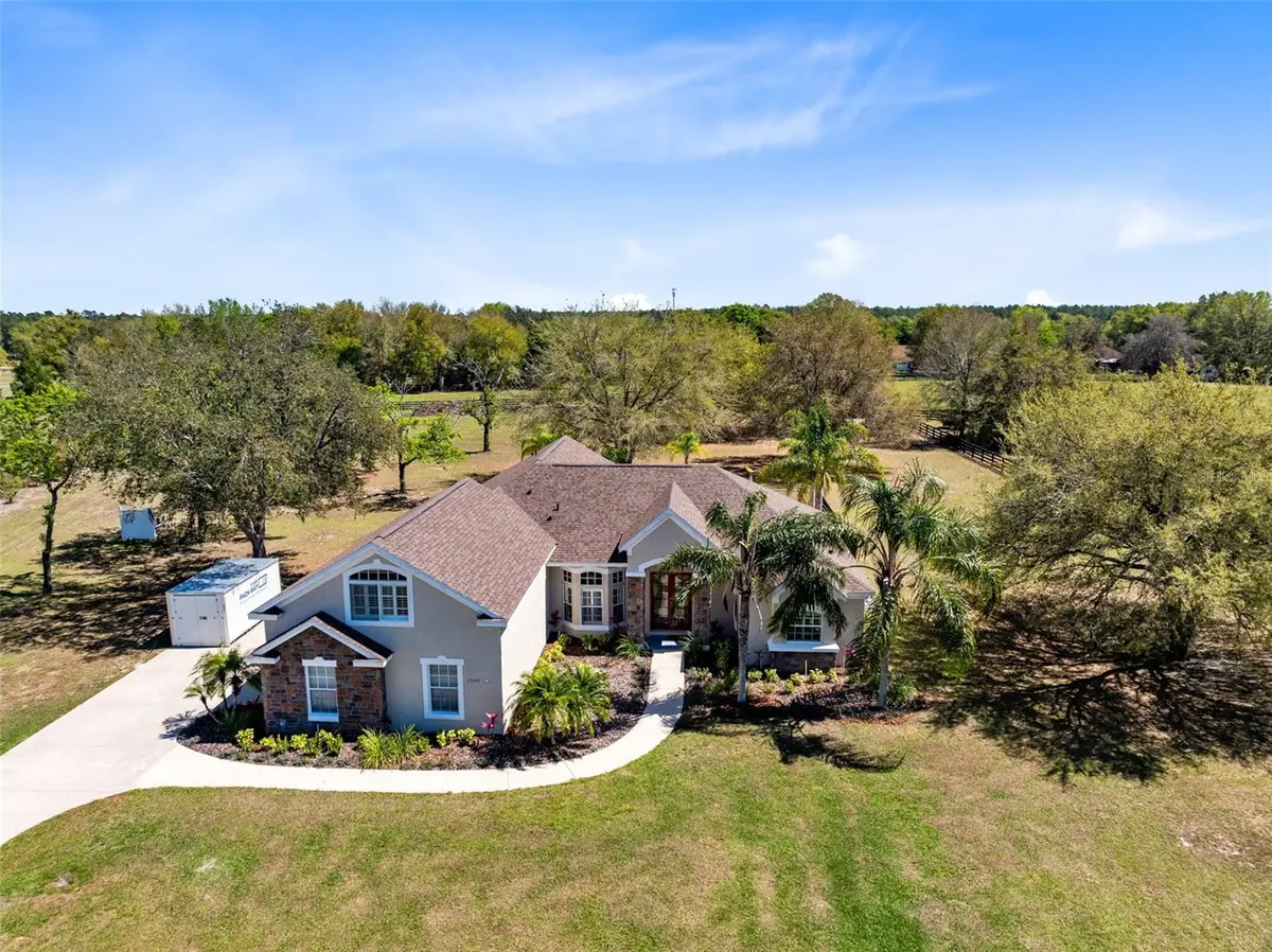 25249 DERBY DR, Sorrento, FL 32776