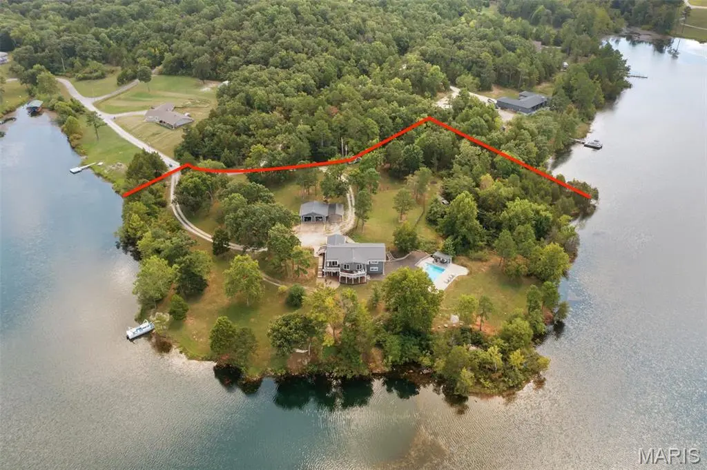 10359 Mallard RD, Potosi, MO 63664