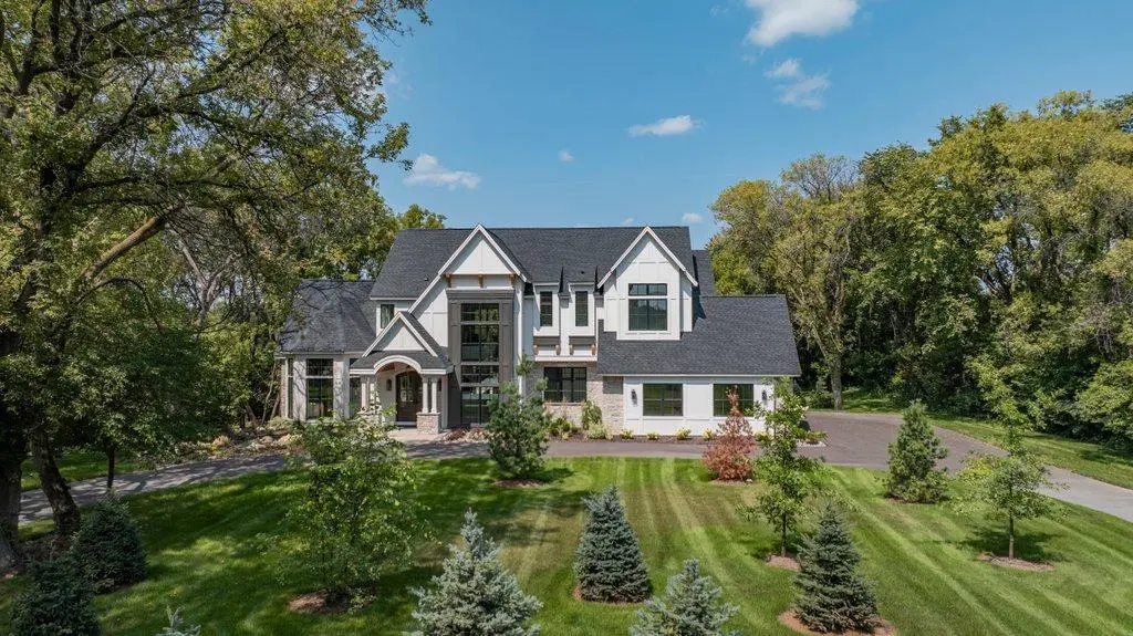 9414 Us-12, Independence, MN 55328