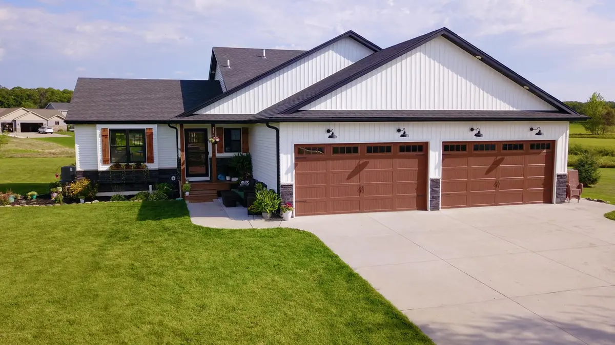 188 Lake DR NE, Sauk Rapids, MN 56379
