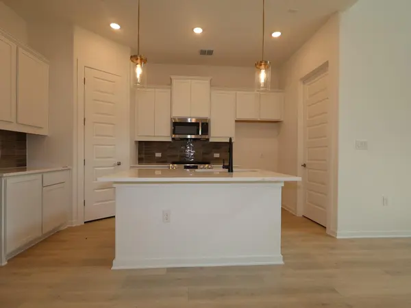 13215 Stabler DR, Austin, TX 78652