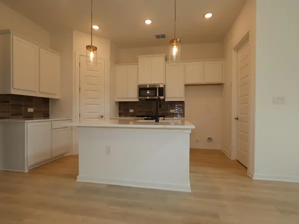 13215 Stabler DR, Austin, TX 78652