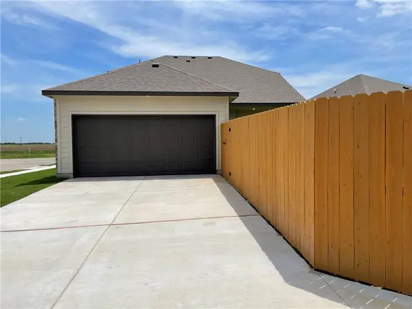 609 Paddock LN, Georgetown, TX 78626
