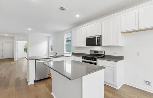 256 Elk Ave, San Marcos, TX 78666