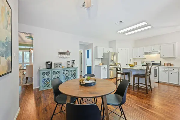 3709 Leadville DR, Austin, TX 78749