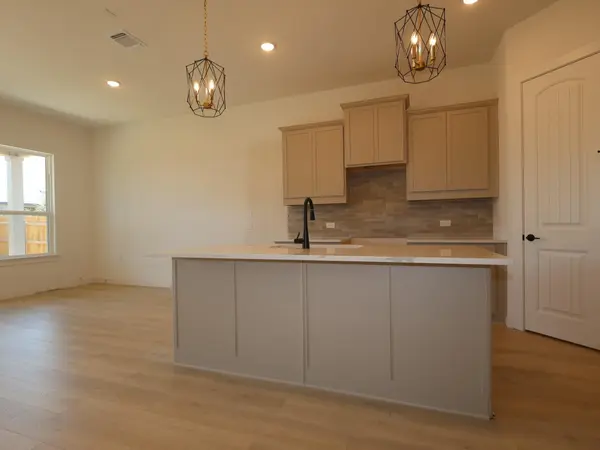 124 Leland Ave, Buda, TX 78610