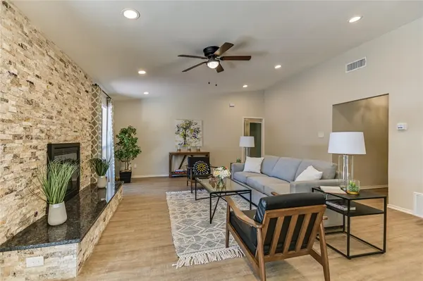 4708 Cap Rock DR, Austin, TX 78735