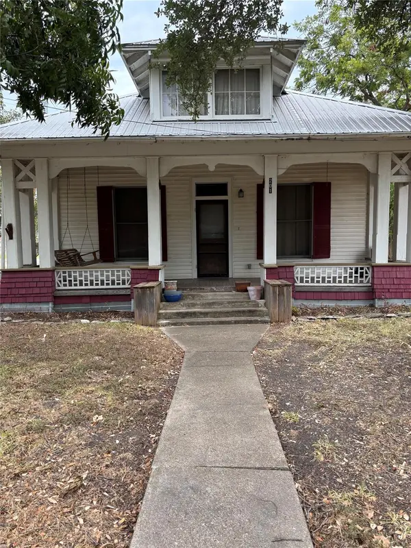 201 S Rio Grande ST, Granger, TX 76530