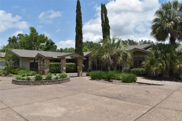 311 Oleander DR, Marble Falls, TX 78654