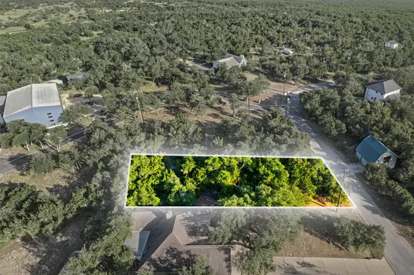 9933 Little Creek CIR, Dripping Springs, TX 78620
