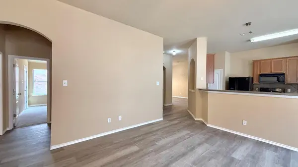 1473 Rainbow Parke DR, Round Rock, TX 78665