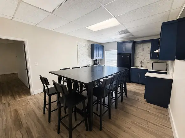 2209 9th ST, Marble Falls, TX 78654