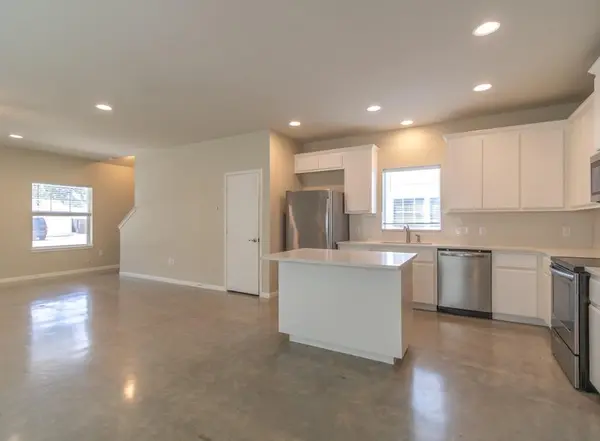 206 Munro ST, Liberty Hill, TX 78642