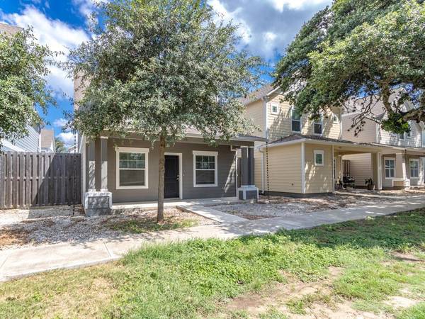 206 Munro ST, Liberty Hill, TX 78642
