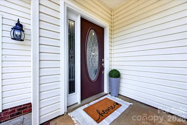 9026 Crusaders CT, Matthews, NC 28105