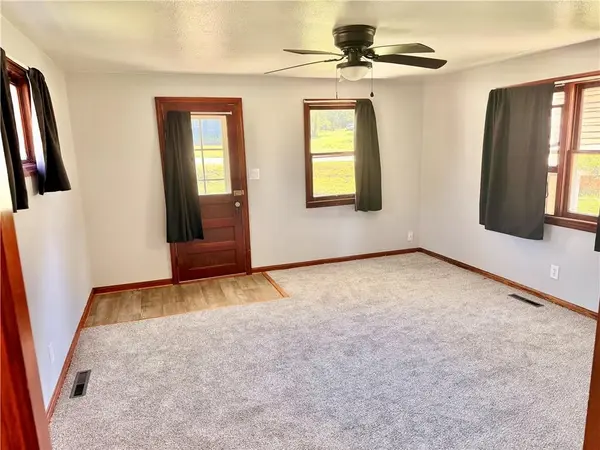 311 N Broadway ST, Princeton, MO 64673