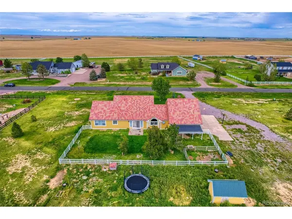 55740 E 41st, Strasburg, CO 80136