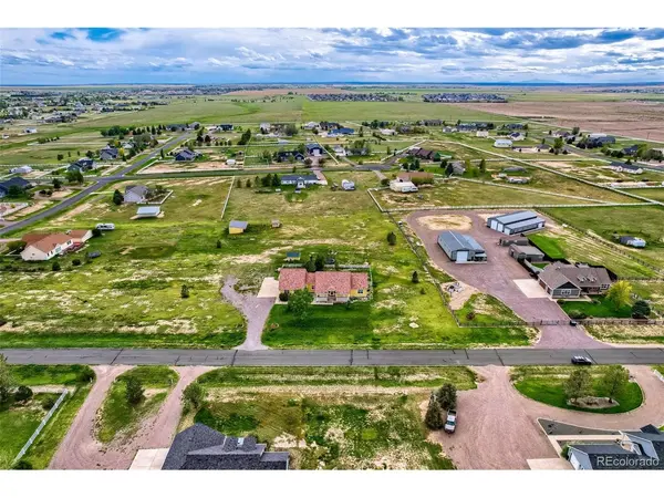 55740 E 41st, Strasburg, CO 80136