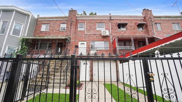 806 E 227th ST, Bronx, NY 10466