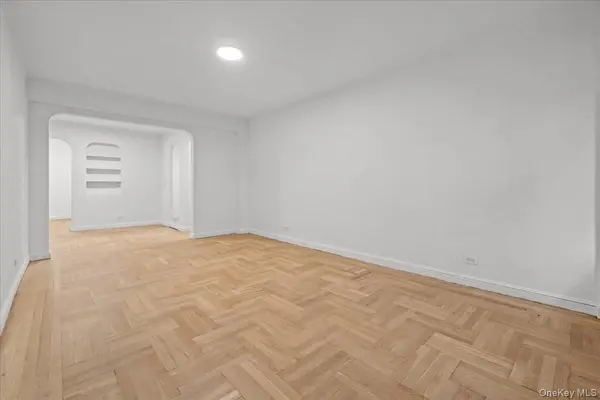 3017 Riverdale AVE #5J, Bronx, NY 10463