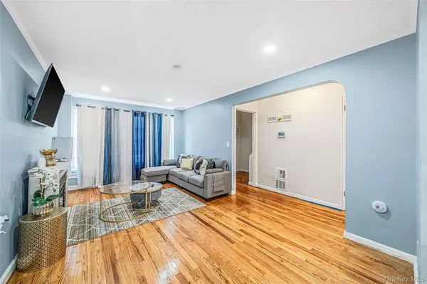 22603 141st AVE, Laurelton, NY 11413