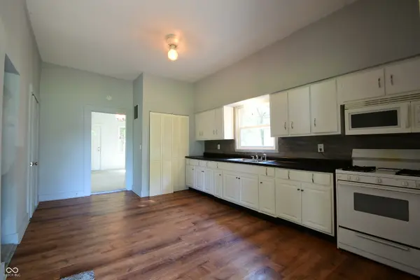 223 W Brown ST, Knightstown, IN 46148