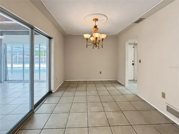 3041 TYRONE LN, Sarasota, FL 34239