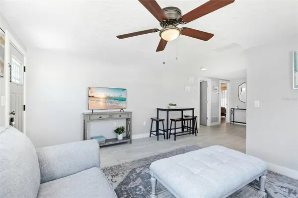 5320 MOELLER AVE, Sarasota, FL 34233