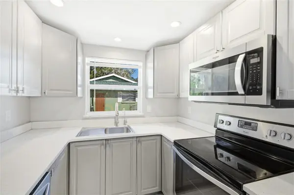 5320 MOELLER AVE, Sarasota, FL 34233