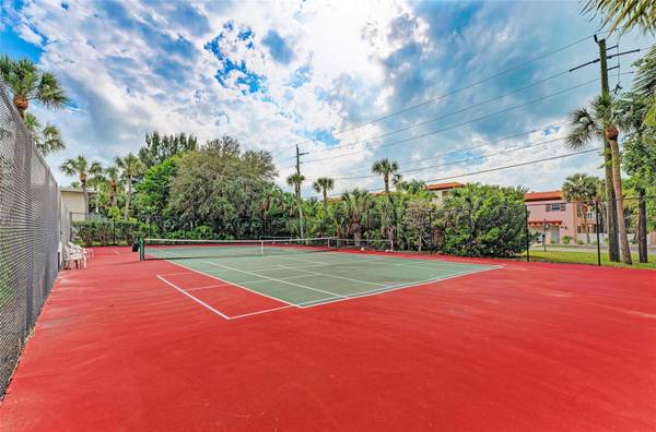 600 MANATEE AVE #226, Holmes Beach, FL, 34217 photo 33