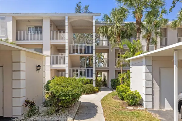 437 CERROMAR LN #418, Venice, FL 34293