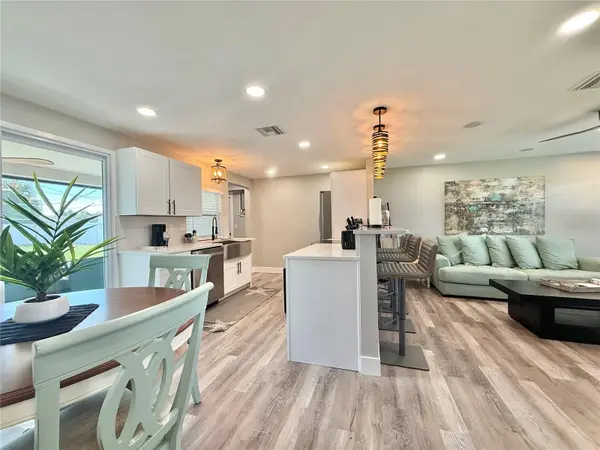 3324 PORT CHARLOTTE BLVD, Port Charlotte, FL 33952