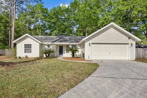 3916 NW 23RD TER, Gainesville, FL 32605