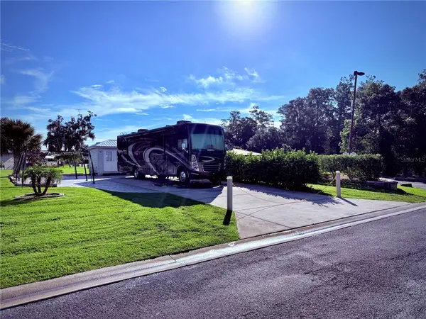 10226 NE 28TH LOOP, Silver Springs, FL 34488