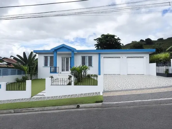3 JARDINES DE FACTOR, Arecibo, PR 00613