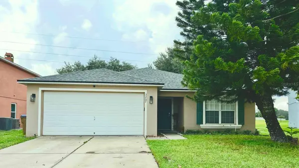 3257 AMBERLEY PARK CIR, Kissimmee, FL 34743